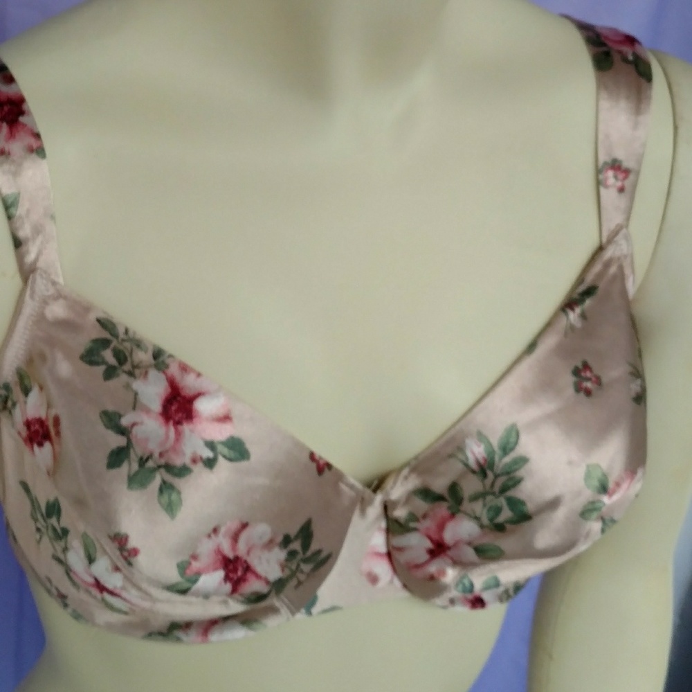 Victoria's Secret bra size 36c